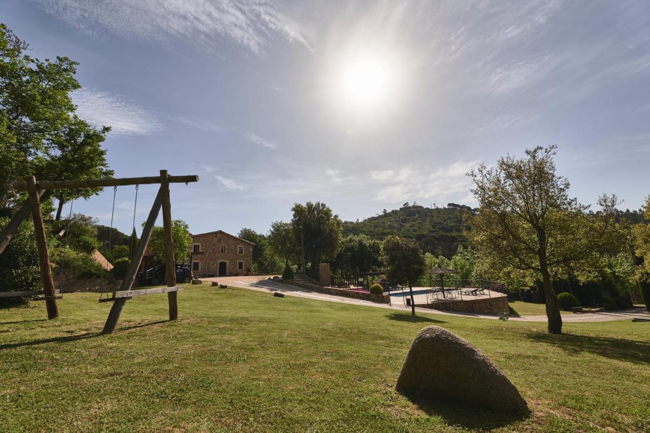 Masia Rural Can Salarichs Riudarenes Exterior foto