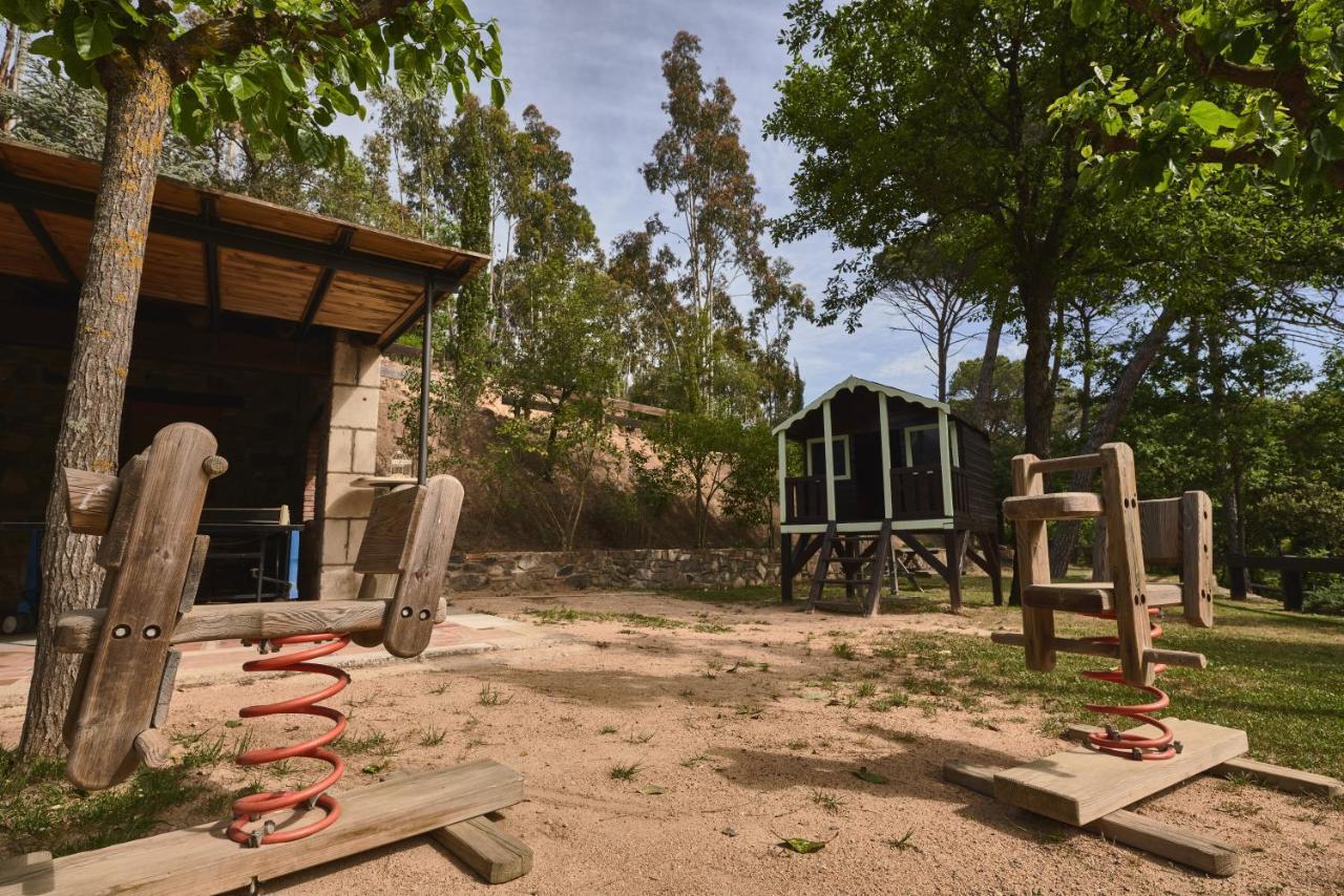 Masia Rural Can Salarichs Riudarenes Exterior foto